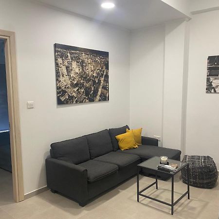 Modern City Center Apartment Saripolou 2 Limassol Kültér fotó