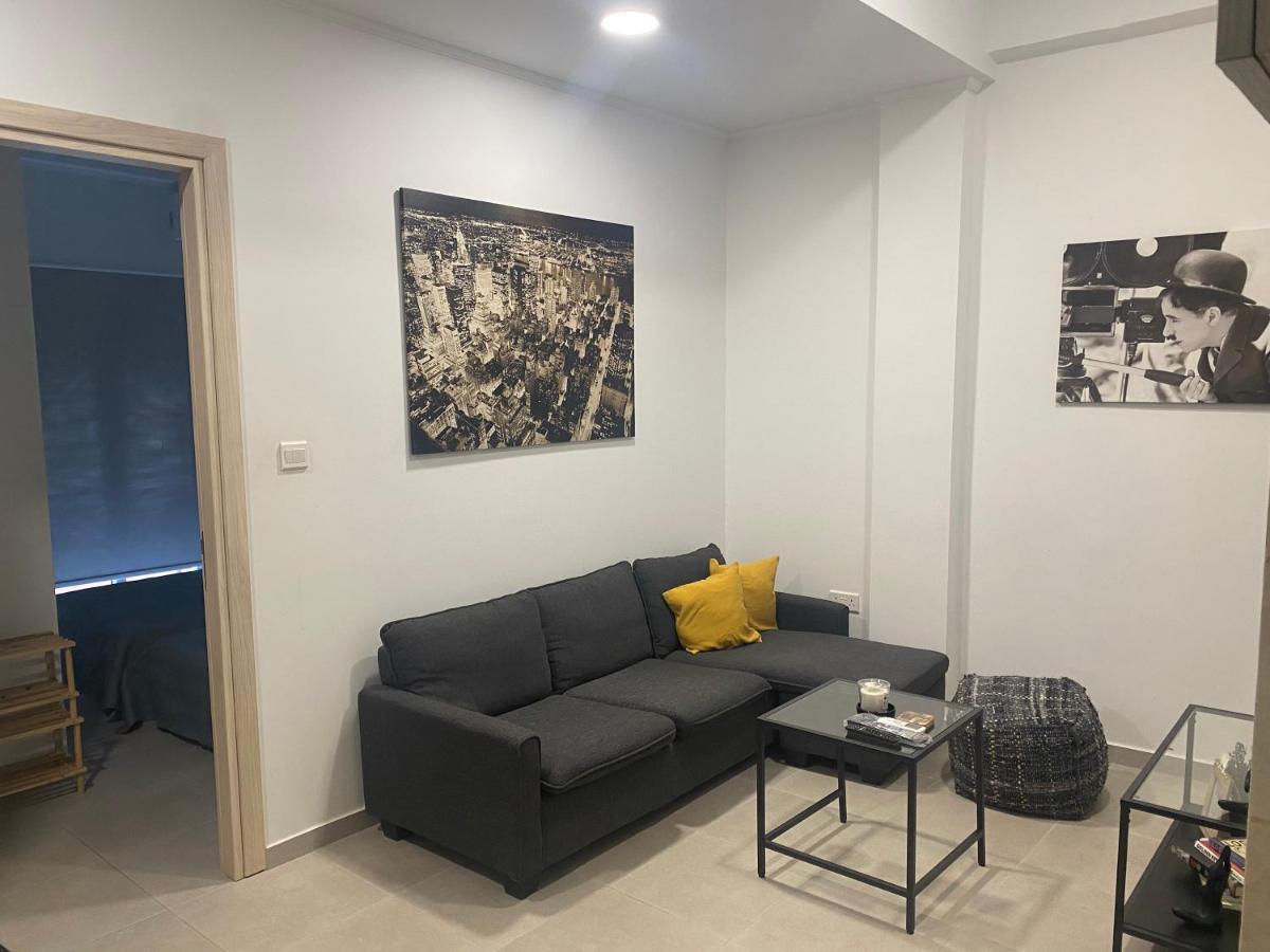 Modern City Center Apartment Saripolou 2 Limassol Kültér fotó